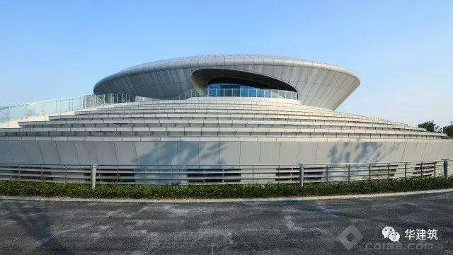 凹凸有致”地强化在地性——昆山电子展示馆和自行车展示馆的图3